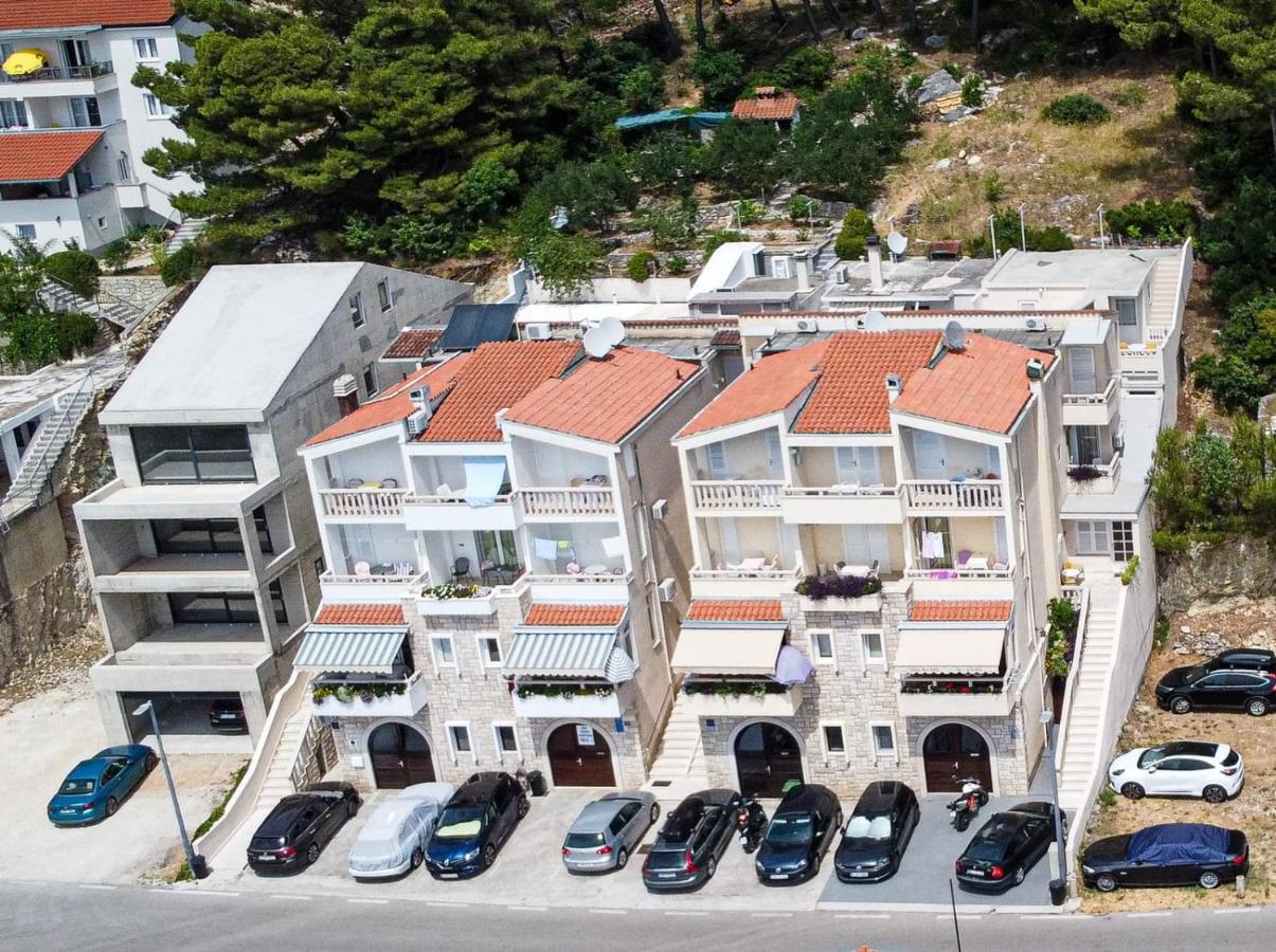 Apartments Klement Brela Exterior foto